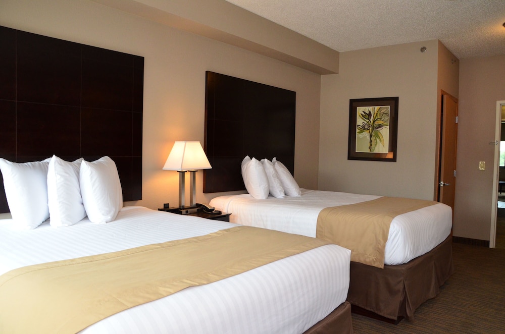 Standard Room, 2 Queen Beds photo 2