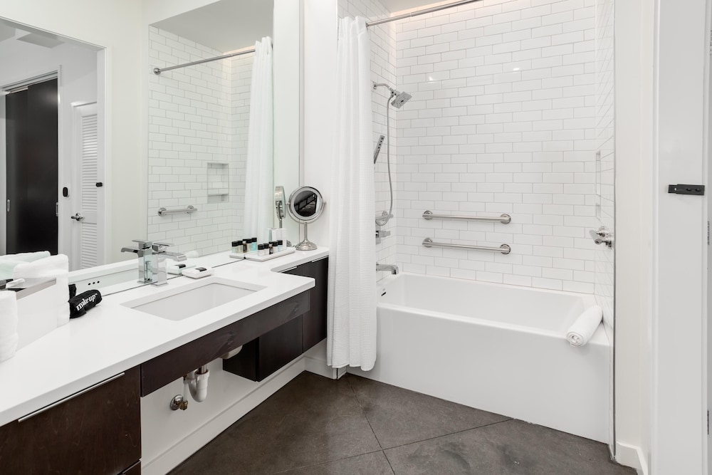 121 Hotel by AvantStay – Modern Comfort in Nashville's West End, Foto 6