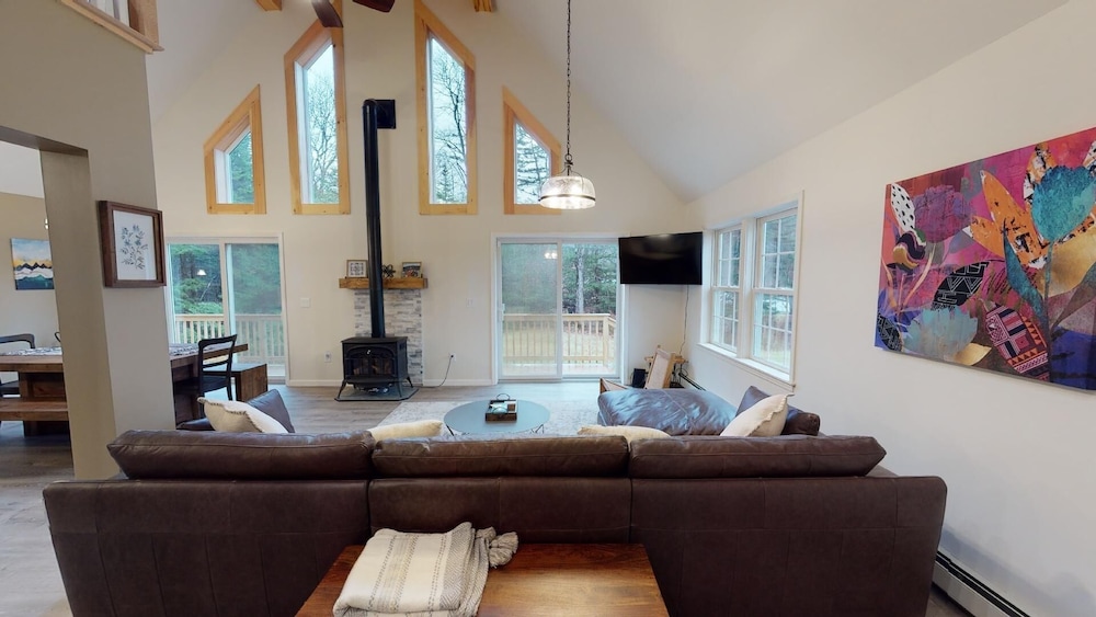 House, 3 Bedrooms photo 2