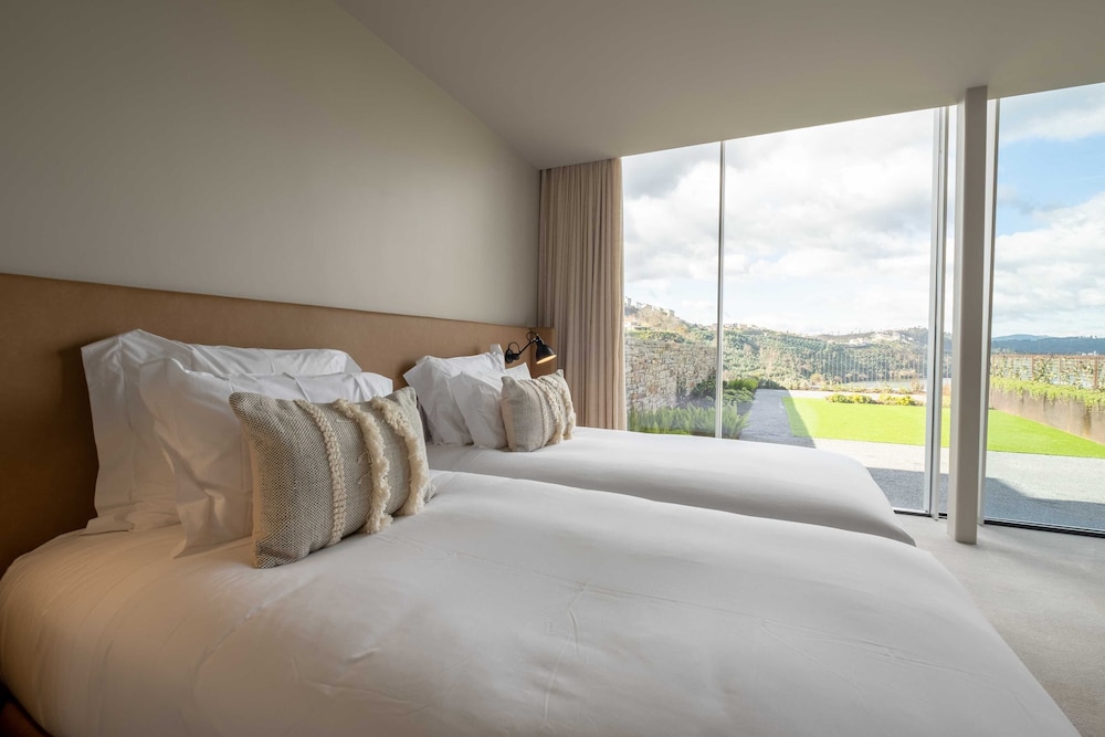 Premium Double Room, Terrace, River View - Photo 9