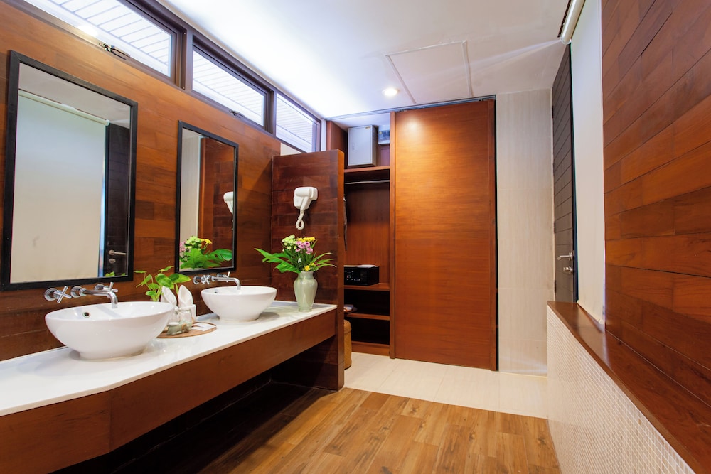 Deluxe Pavilion Sea view Room - Photo 7