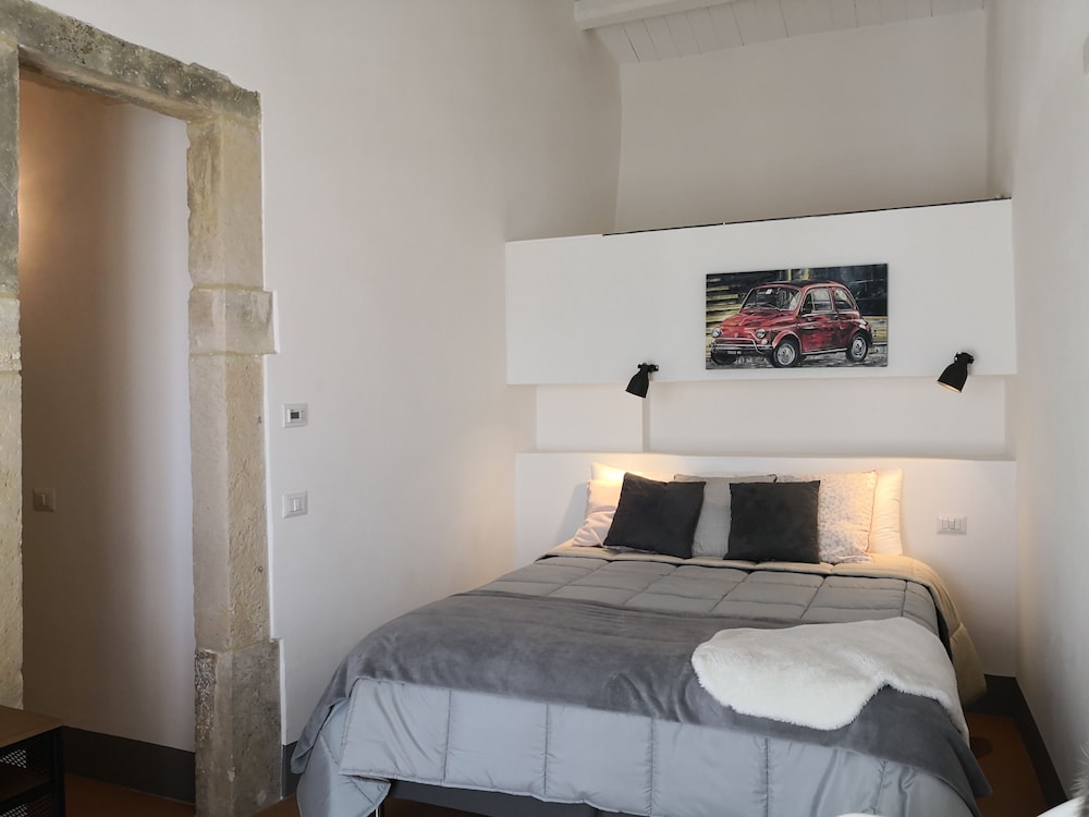 Luxury Double or Twin Room, Balcony photo 1