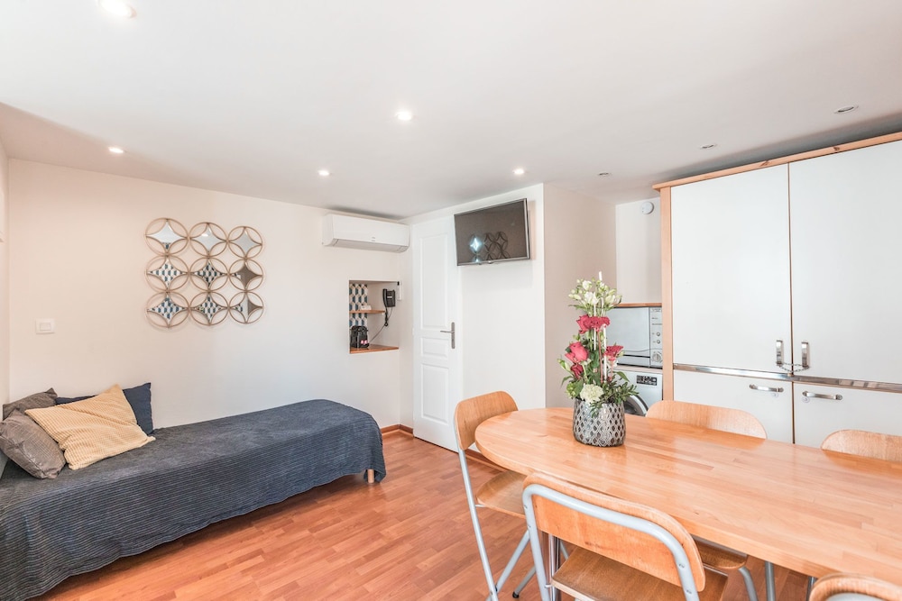 Family Studio, Kitchenette (max. 2 children + 2 adults) photo 2