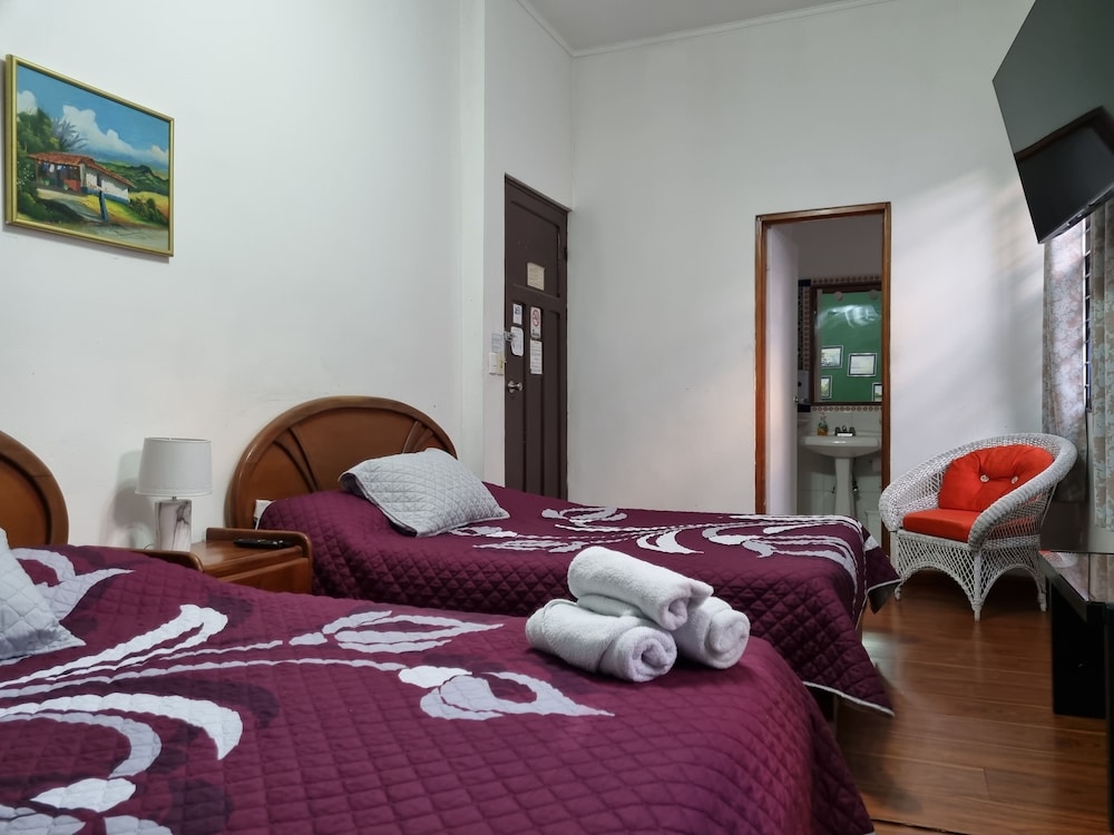 Family Quadruple Room, 2 Double Beds - Photo 1