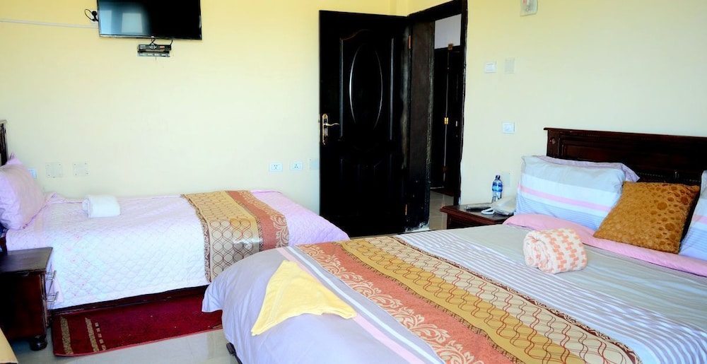 Twin Room, Multiple Beds, Garden View