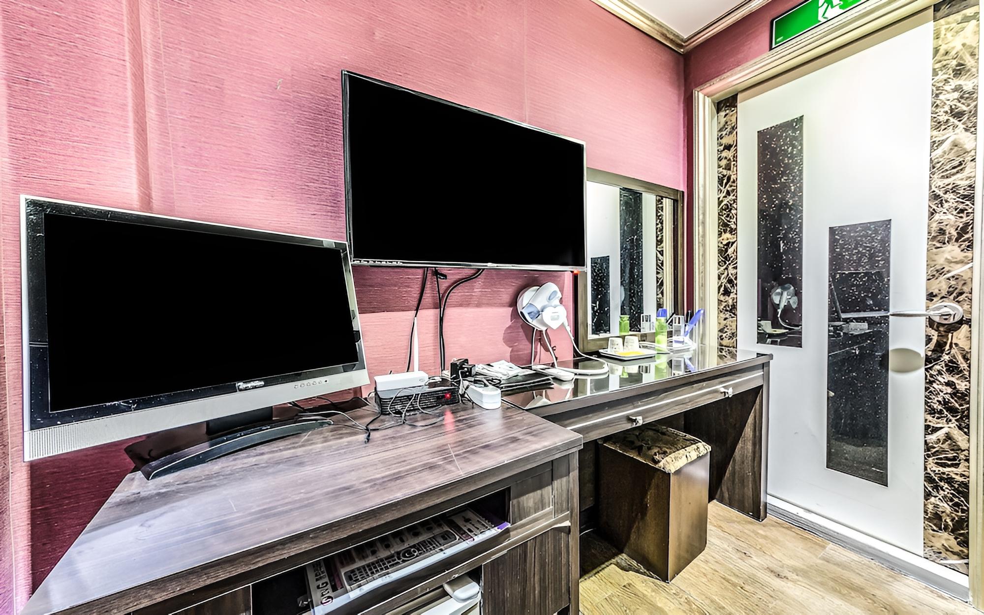 Room (Standard Room) - Photo 3