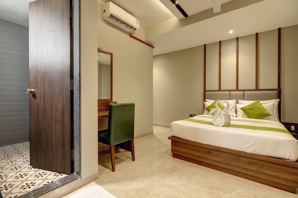 Business Room - Photo 18