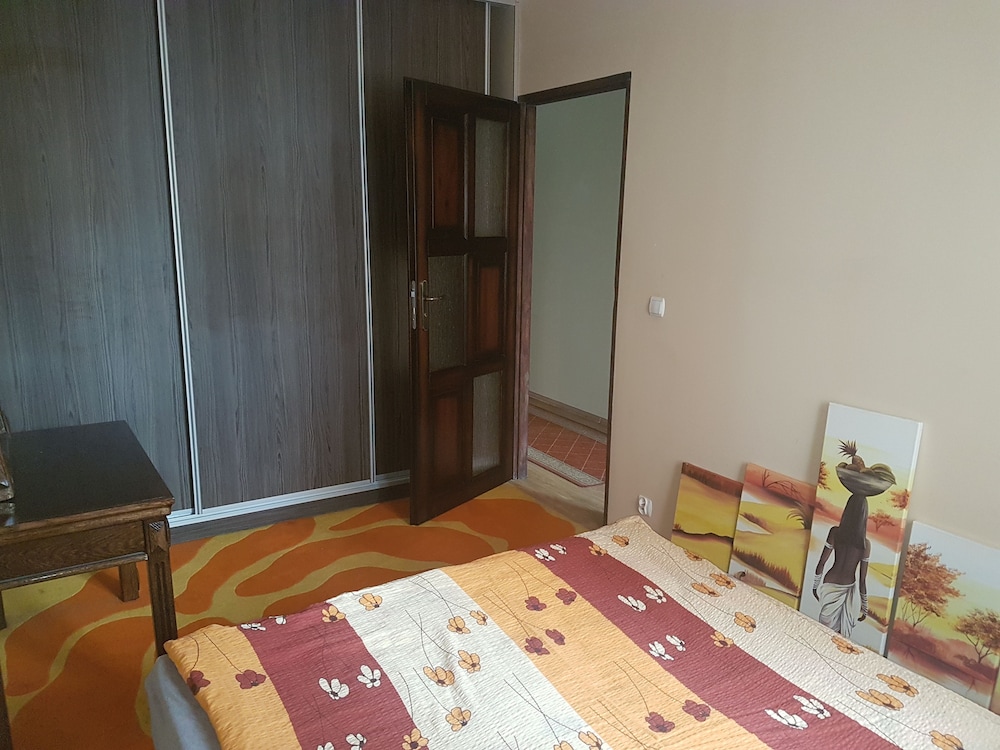 Economy Apartment, 2 Bedrooms, Kitchenette, Courtyard View photo 1