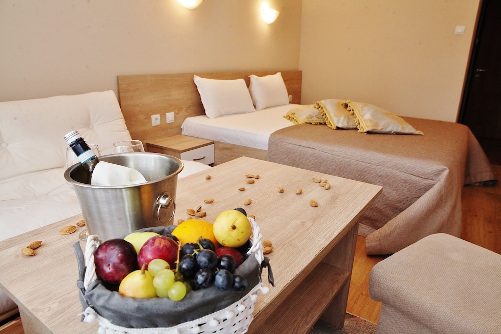 Standard Double or Twin Room photo 2