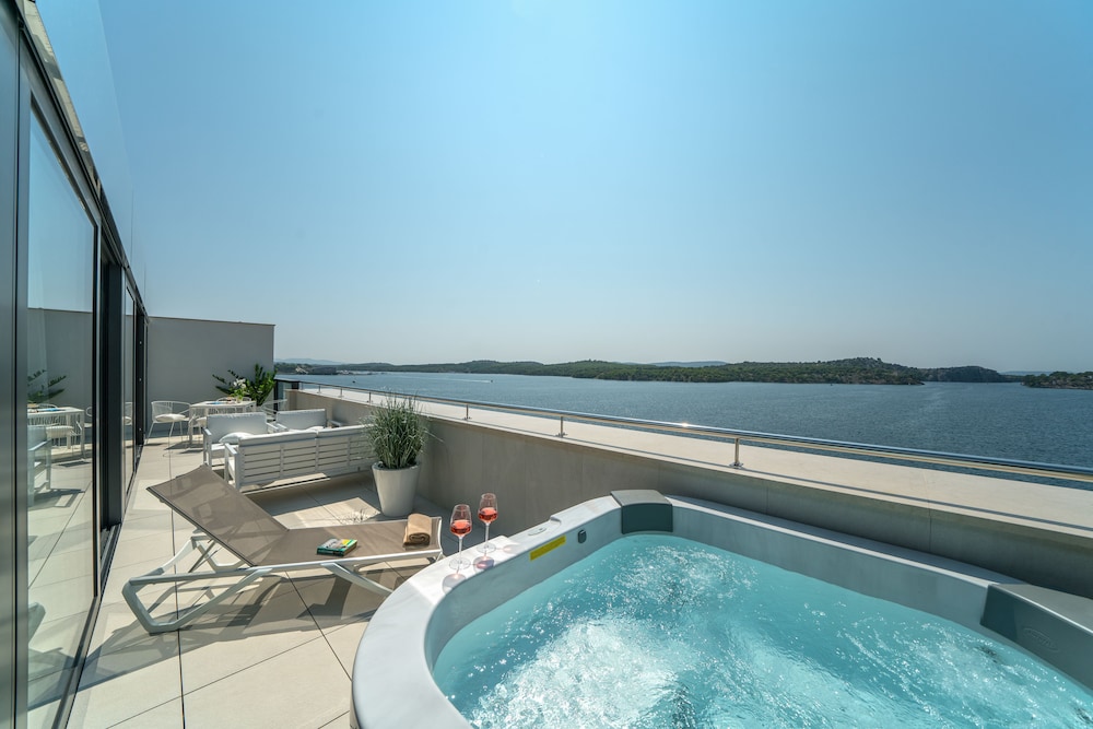 Executive Suite, 1 Bedroom, Sea View