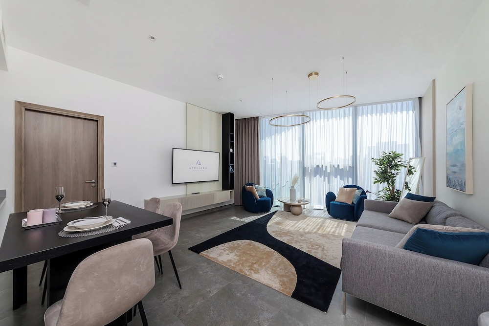 Premium Apartment, 1 Bedroom, Balcony, City View photo 2