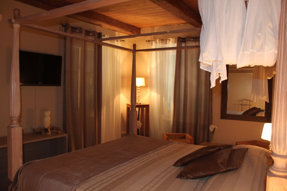 Classic Double Room photo 1