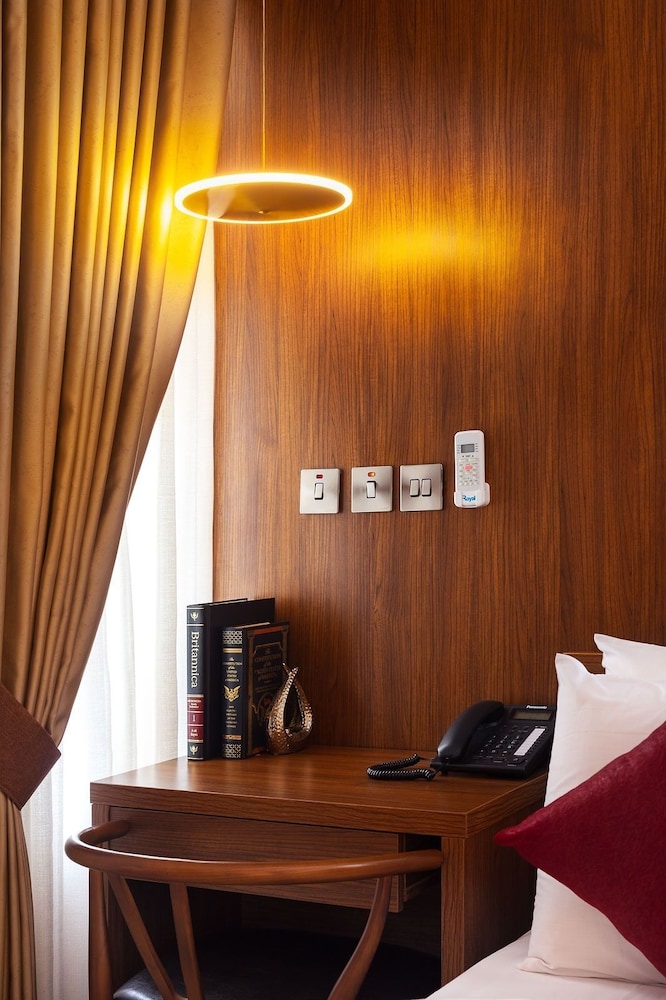 Deluxe Room photo 3