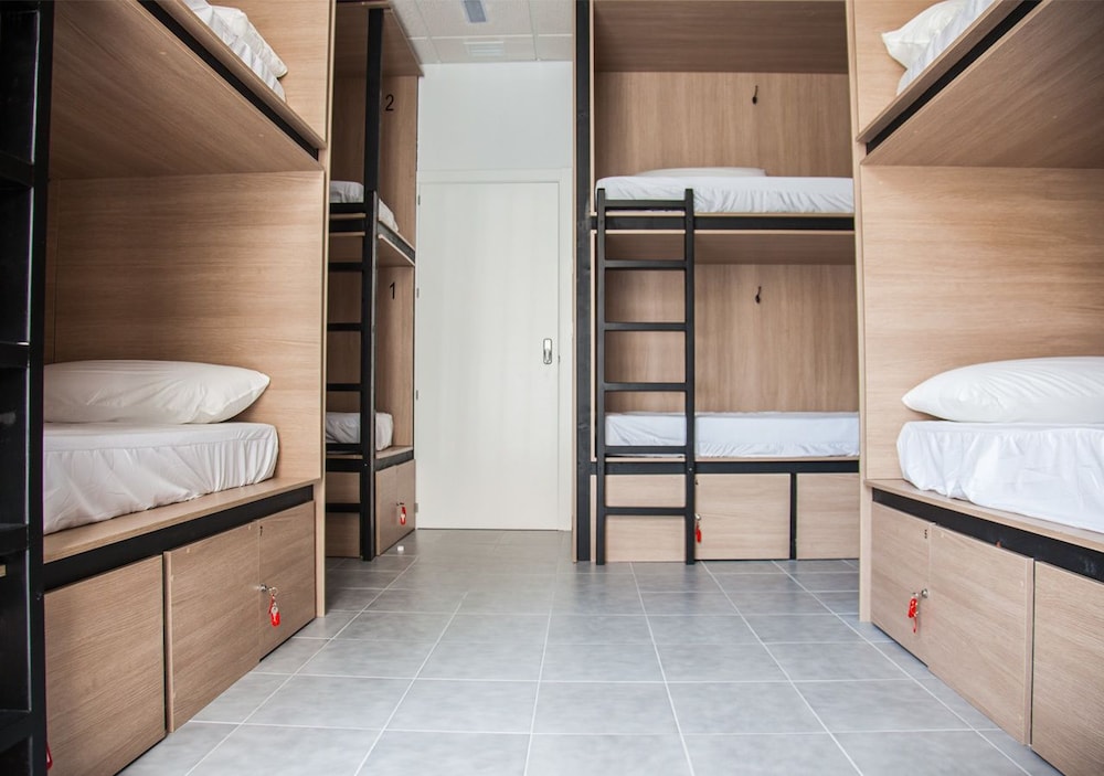 Standard Shared Dormitory, Mixed Dorm, Shared Bathroom