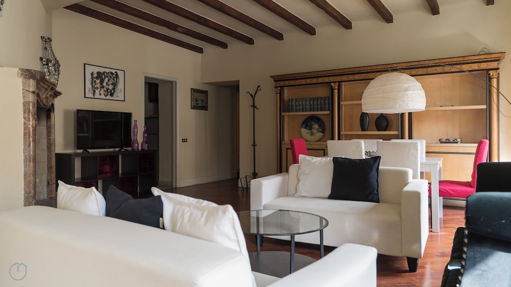 Apartment (1 Bedroom)