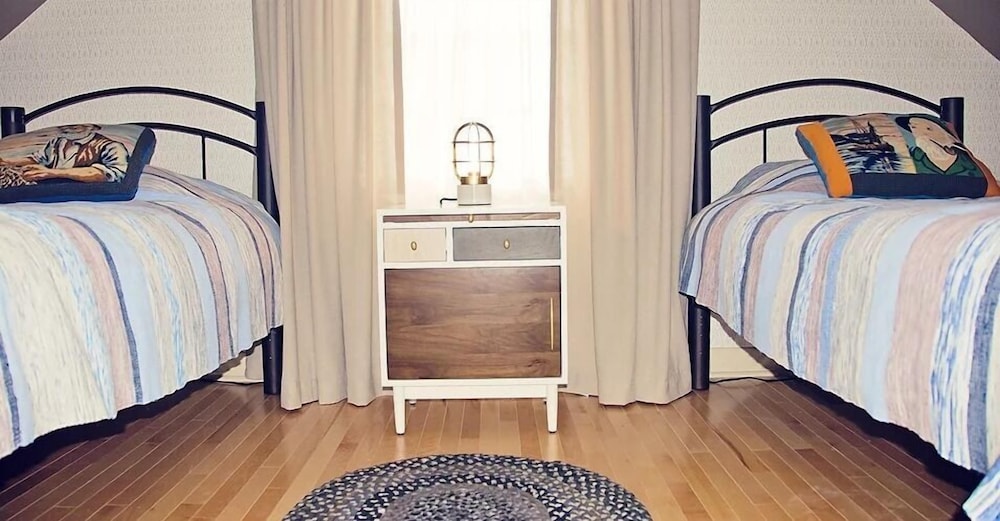 Room, 2 Twin Beds (303) photo 2