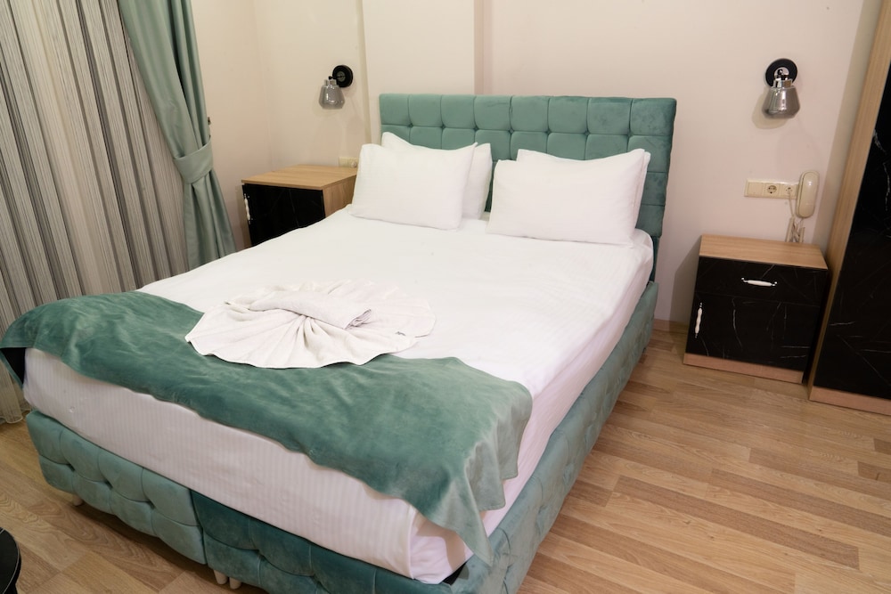 Economy Double Room photo 1