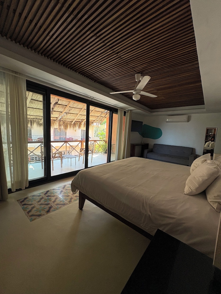 Superior Studio Suite photo 2