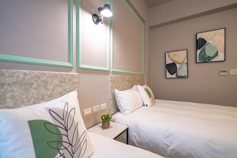Elite Triple Room, Balcony