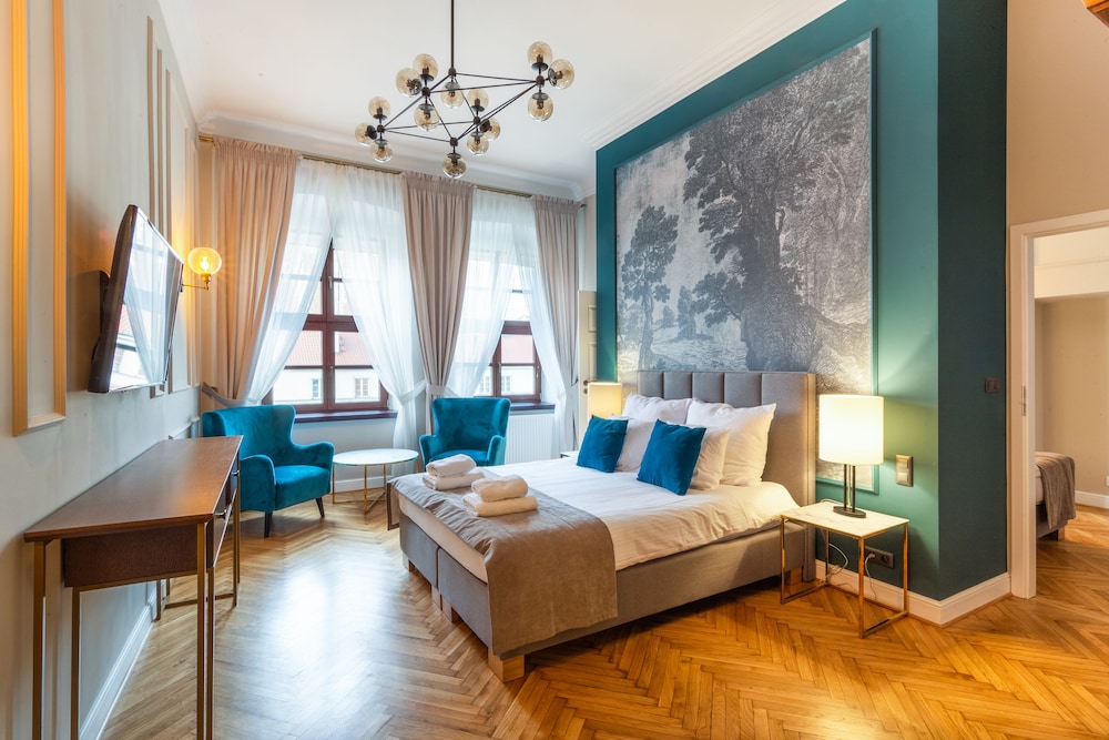 Romantic Apartment, 2 Bedrooms, City View