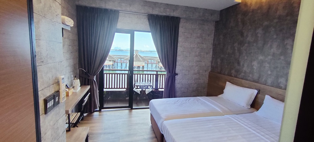 Seaview Twin photo 1