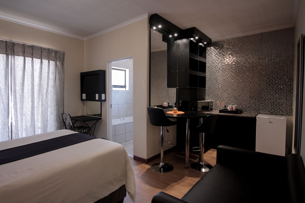 Executive Room photo 2