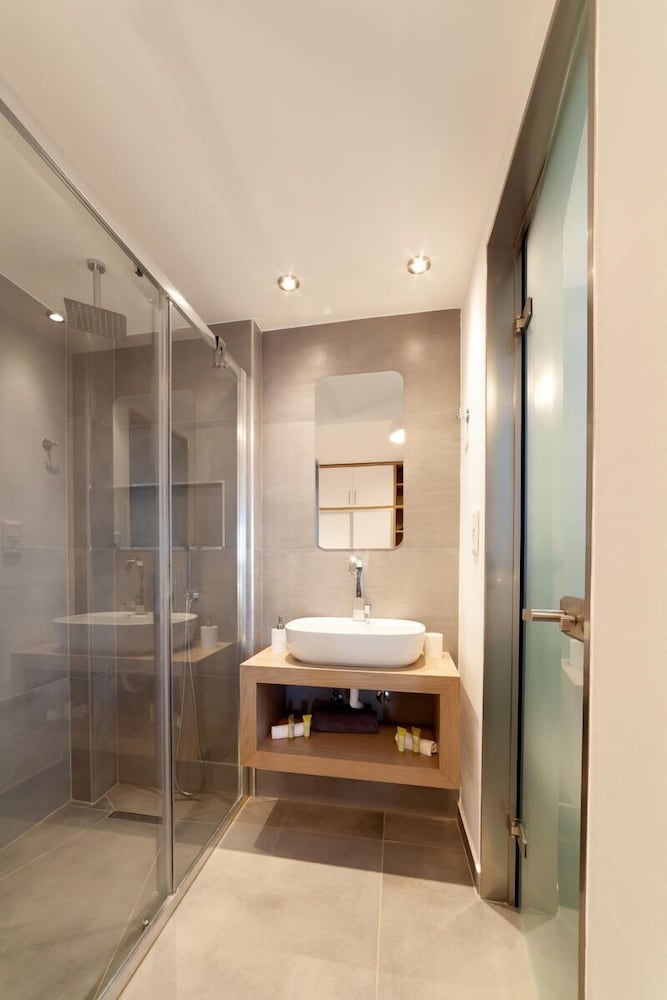 Villa Olivia with Heated Pool photo 2