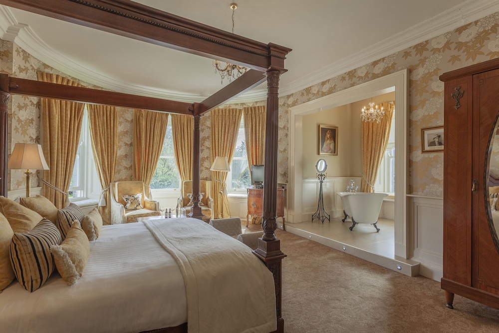 Castle – Junior Suite