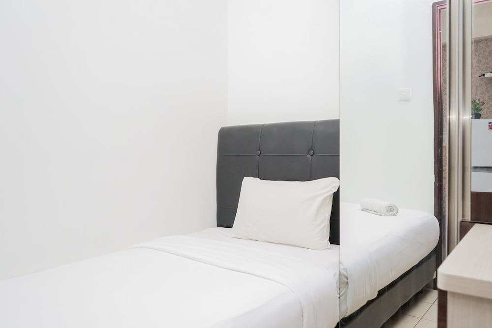 Room - Photo 5