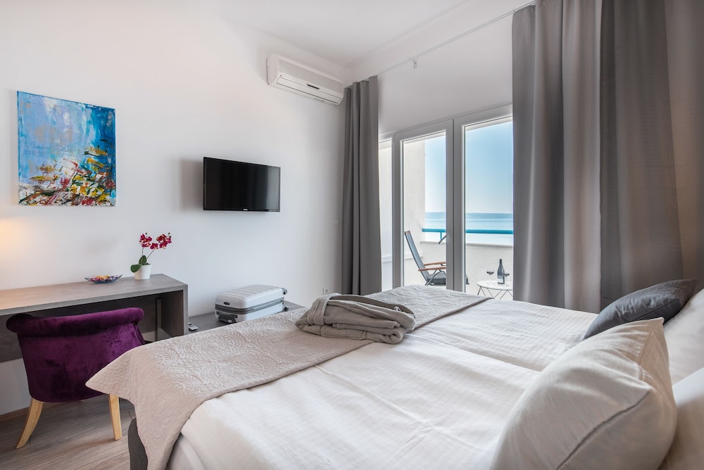 Superior Studio Suite, Sea View