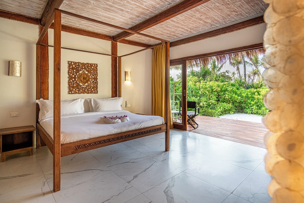Deluxe Bungalow - Photo 1