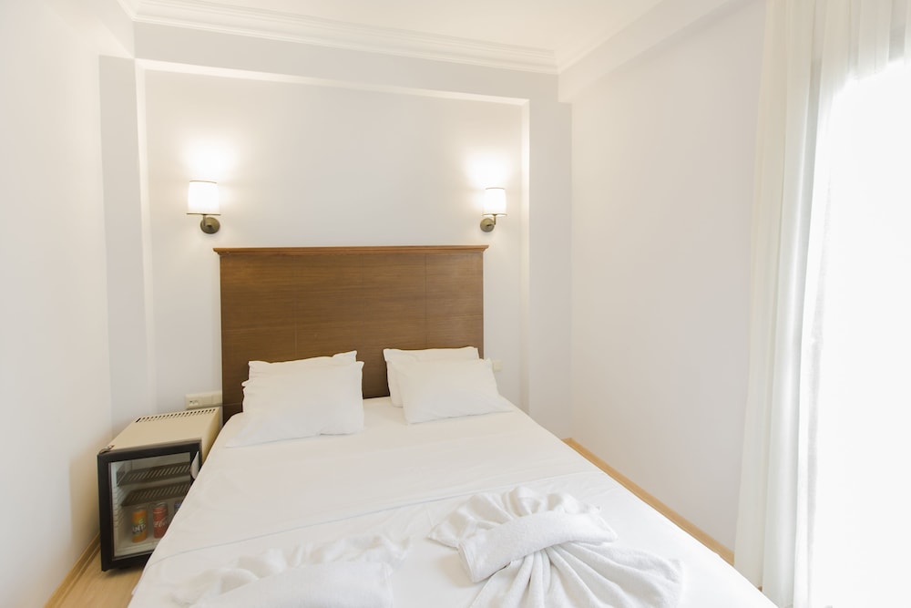 Economy Room, 1 Double Bed photo 2