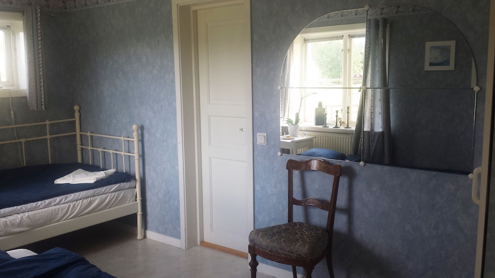 Basic Double Room, Garden View photo 3