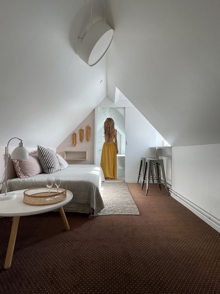 Superior Studio Suite, Non Smoking, Bathtub