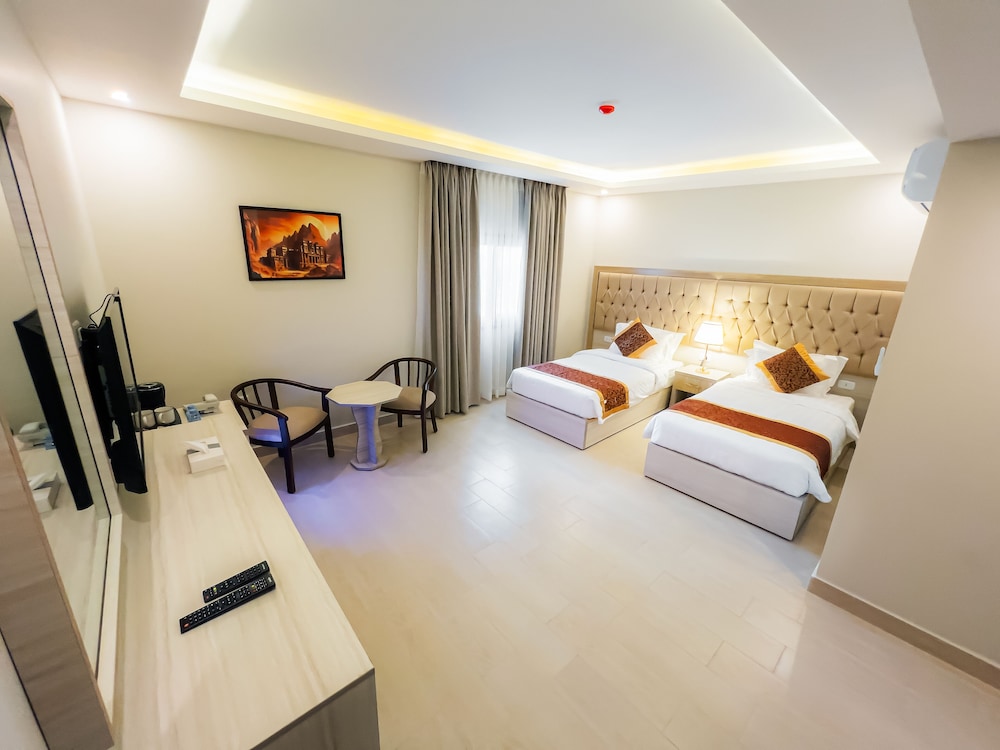 Deluxe Twin Room photo 1