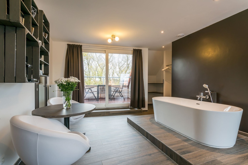 Comfort Double Room, Balcony, Park View photo 1