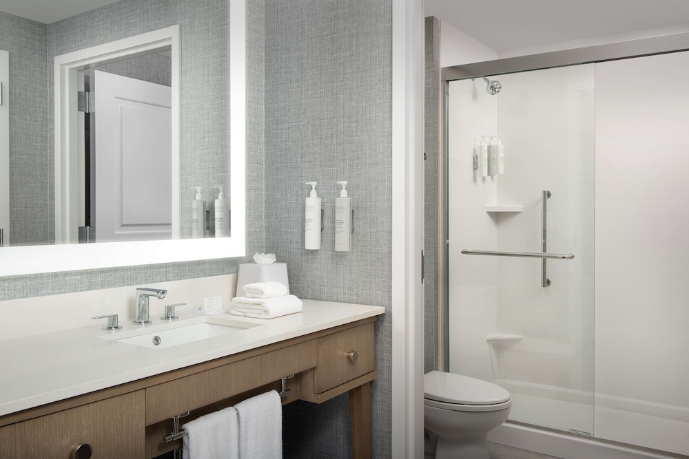 Suite, 2 Queen Beds, Accessible (Hearing) - Photo 6