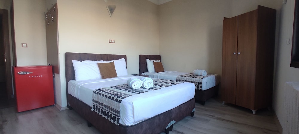 Standard Triple Room, Sea View photo 2