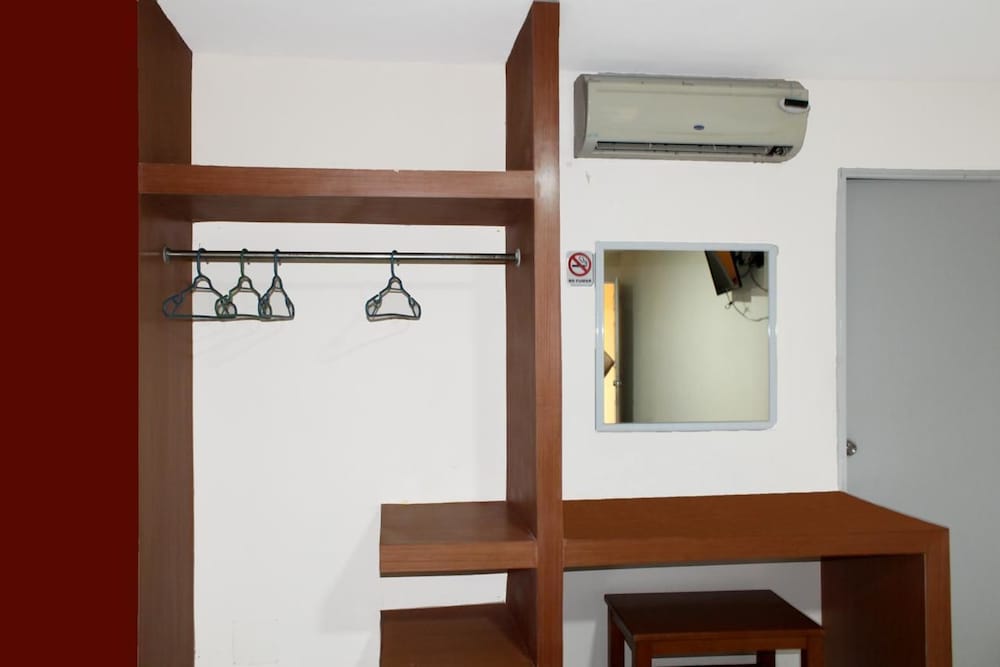 Comfort Room, 1 King Bed