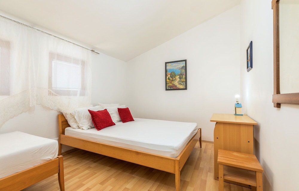 Apartment, 1 Bedroom (709/1649)