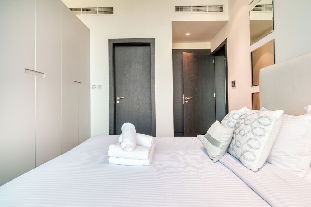 Elite Apartment, 2 Bedrooms, Balcony, Beach View photo 3