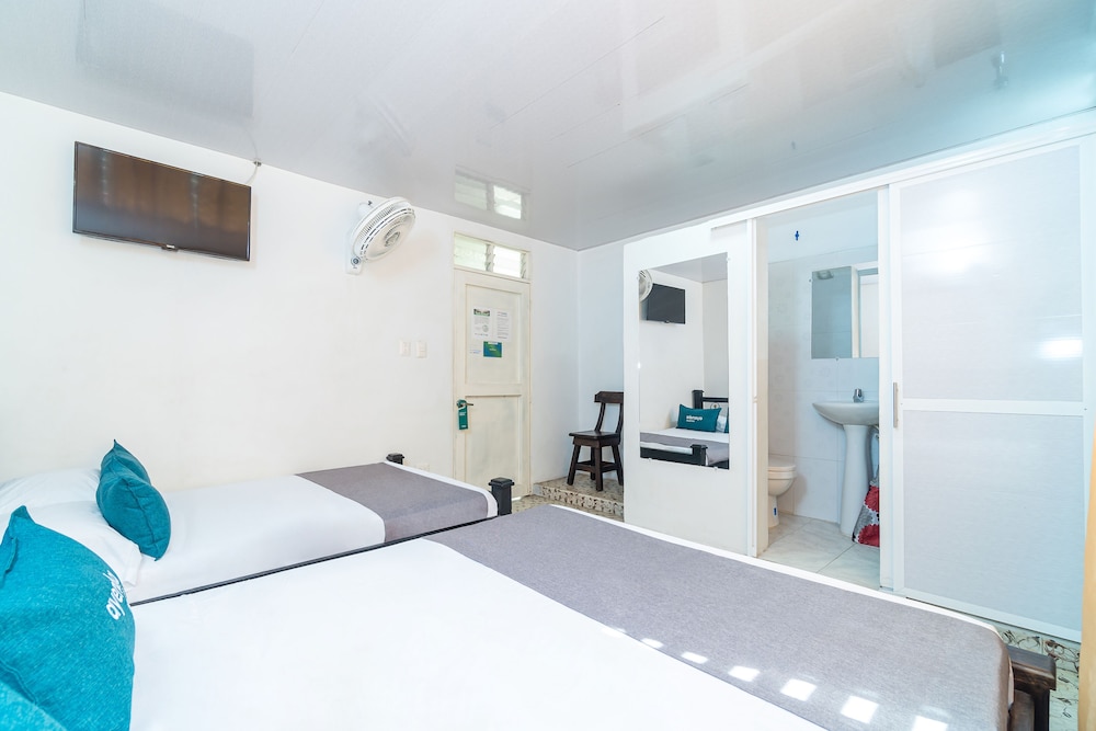 Standard Quadruple Room photo 2