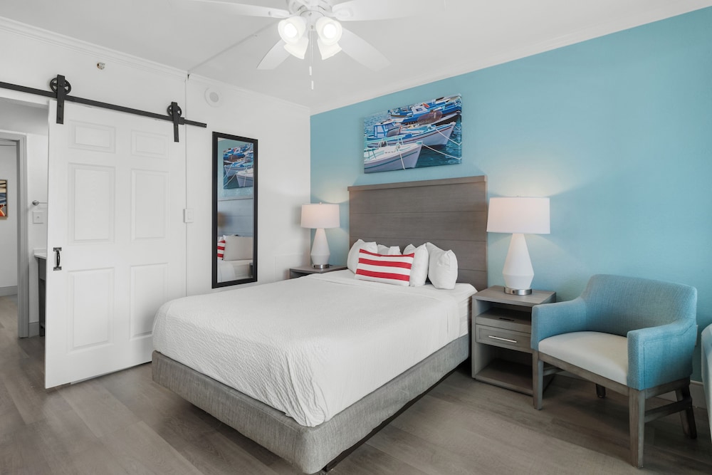 Schooner Ocean View Deluxe Mini Suite - Photo 3