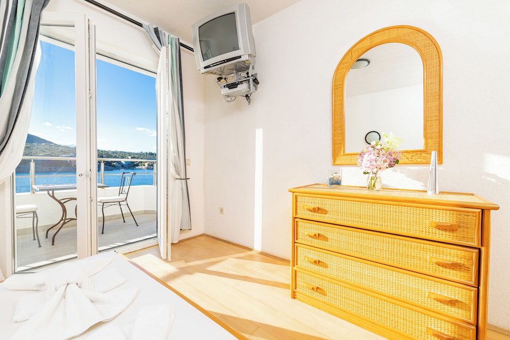 Double Room, Balcony, Sea View