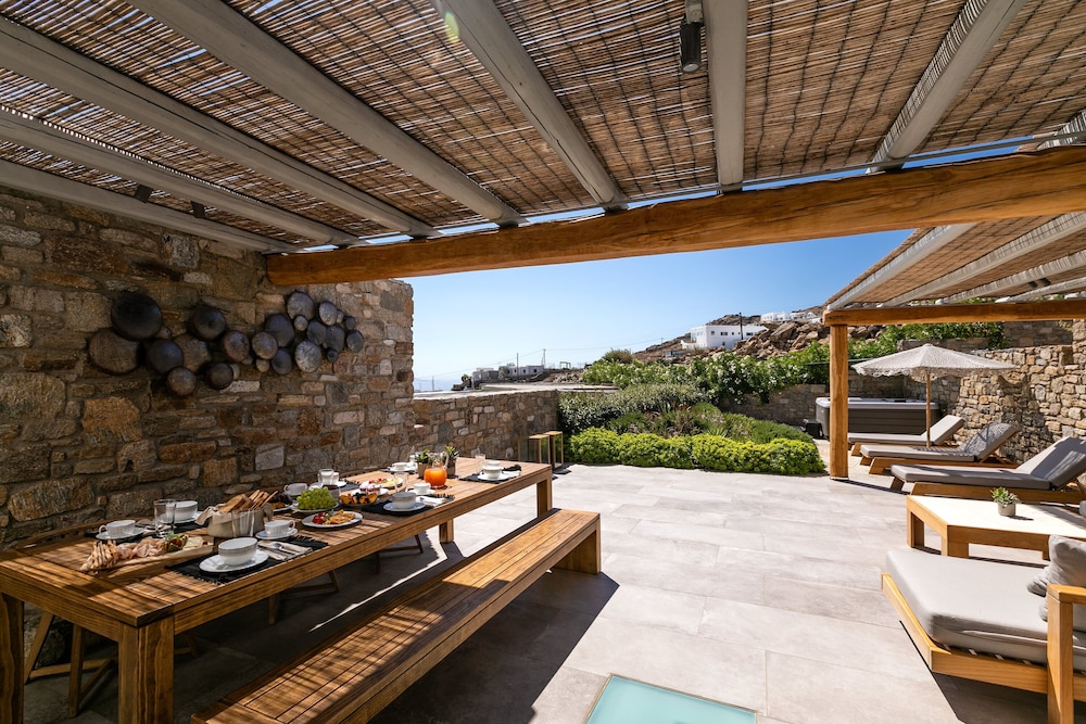 Luxury Villa, 4 Bedrooms, Sea View (M Three) - Photo 10