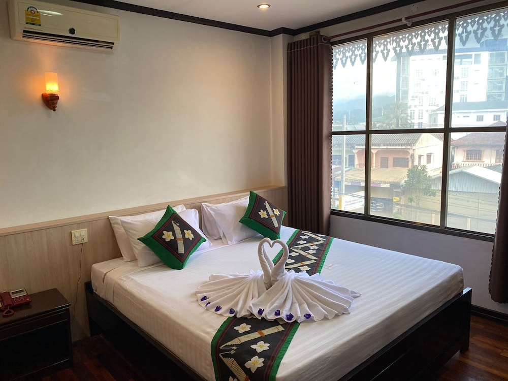 Deluxe Double Room photo 2