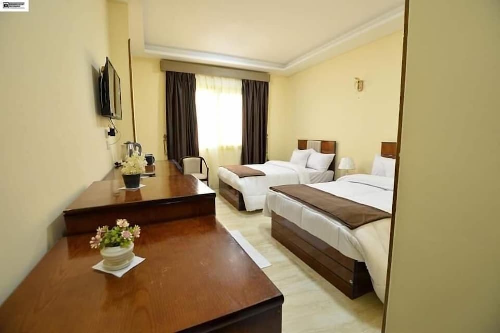 Comfort Double or Twin Room, 1 Bedroom, Smoking, River View photo 2