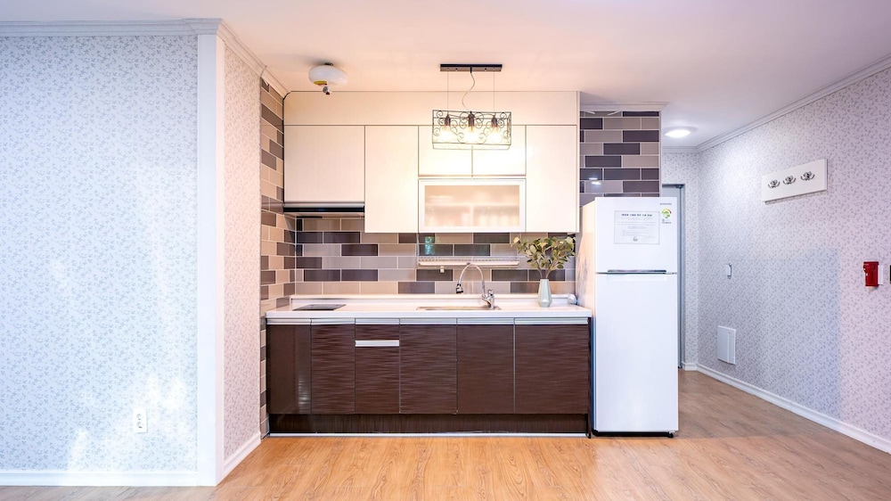 Basic Room, 1 Bedroom (210ho(Jungdaehyeong/Danchesil)) - Photo 9