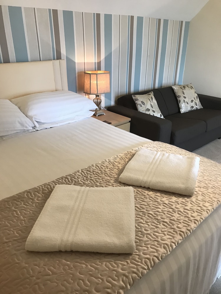 Double or Twin Room, Sea View (Room 7 2nd Floor) photo 3
