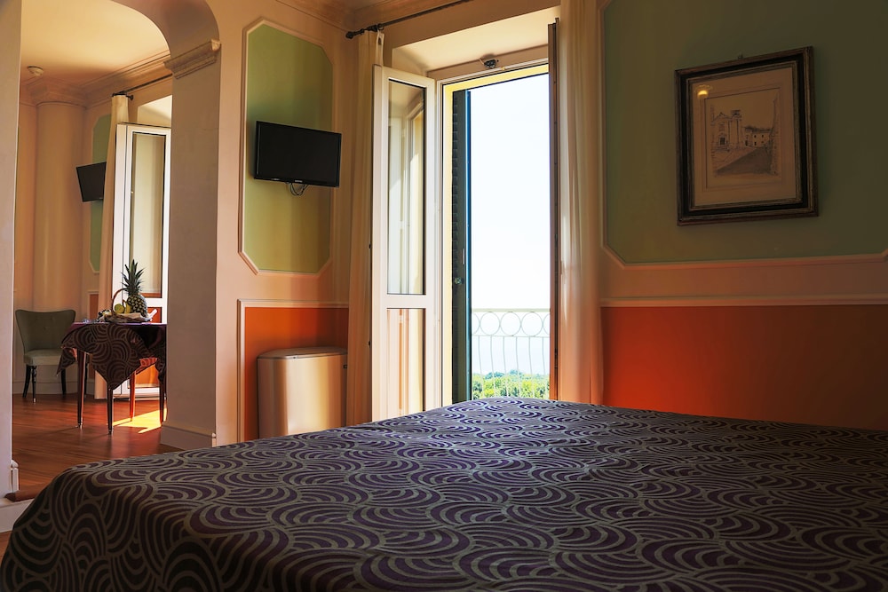 Triple Room photo 2